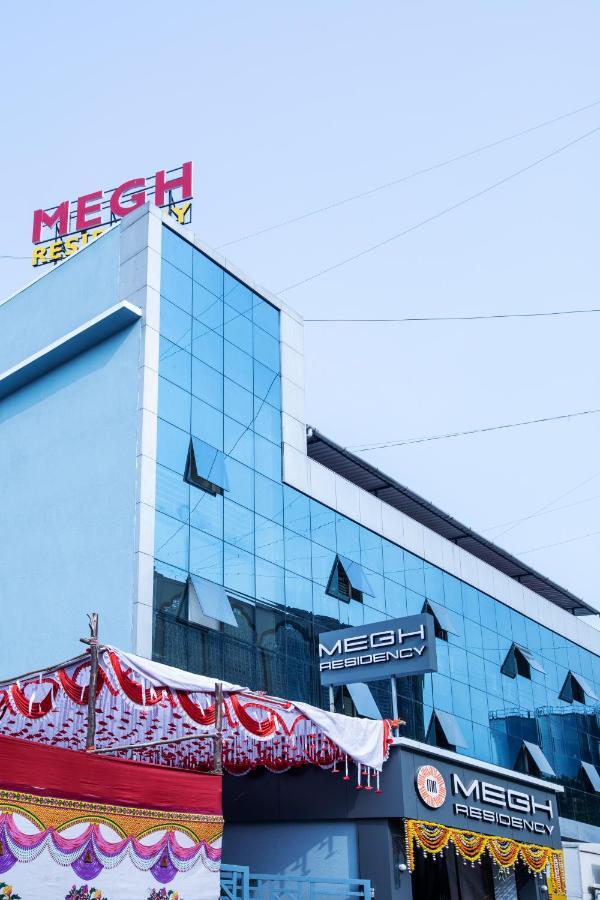 ホテル Megh Residency ナビムンバイ エクステリア 写真
